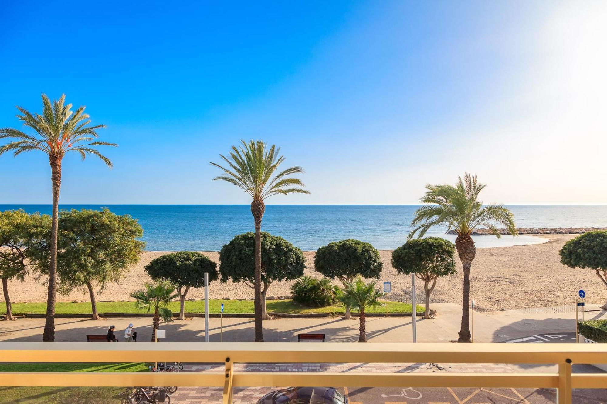 شقة Golf St Jordi 2 Planet Costa Dorada كامبريلس المظهر الخارجي الصورة